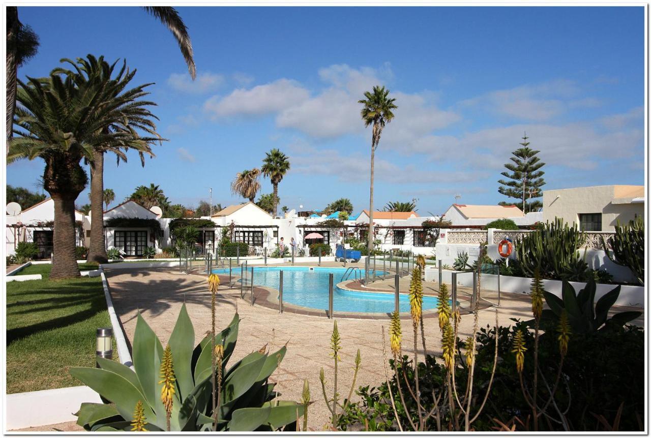 Estrella Del Mar 8. 1 Bedroom Villa With Pool And Gardens 300 Metres From The Beach Corralejo Kültér fotó