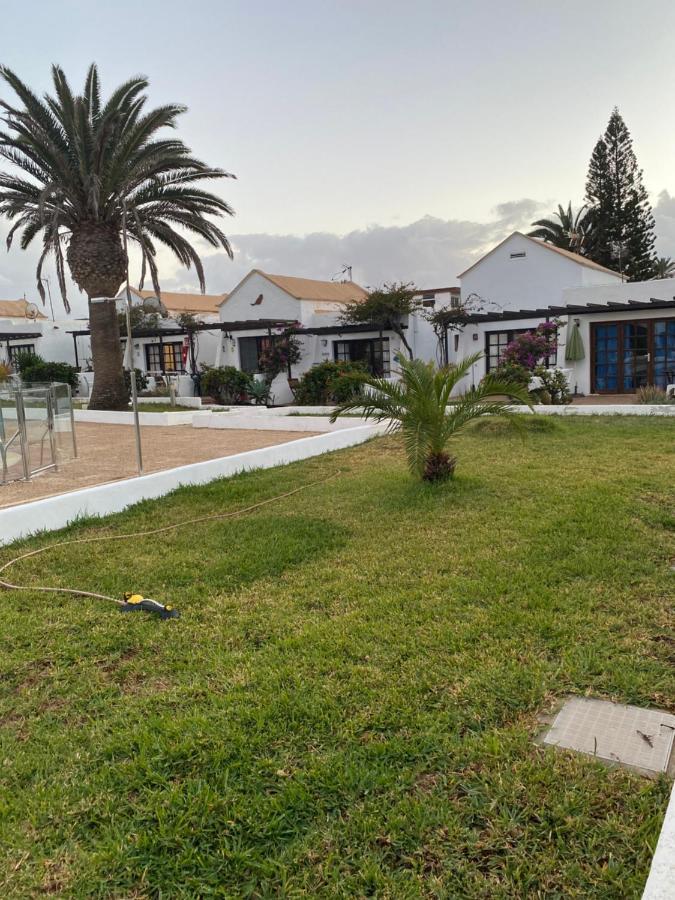 Estrella Del Mar 8. 1 Bedroom Villa With Pool And Gardens 300 Metres From The Beach Corralejo Kültér fotó